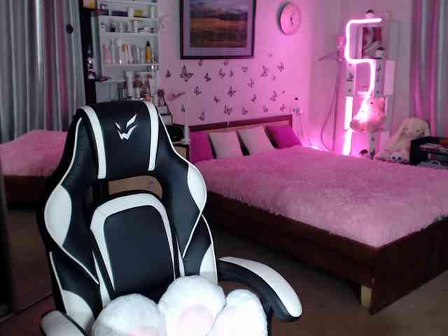 miss-alice- webcam