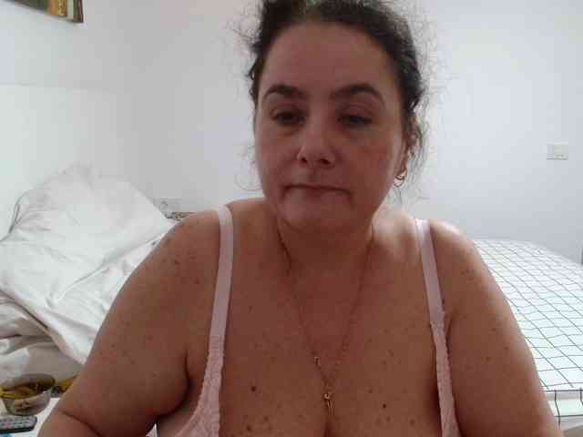 ClaudetteBBW webcam