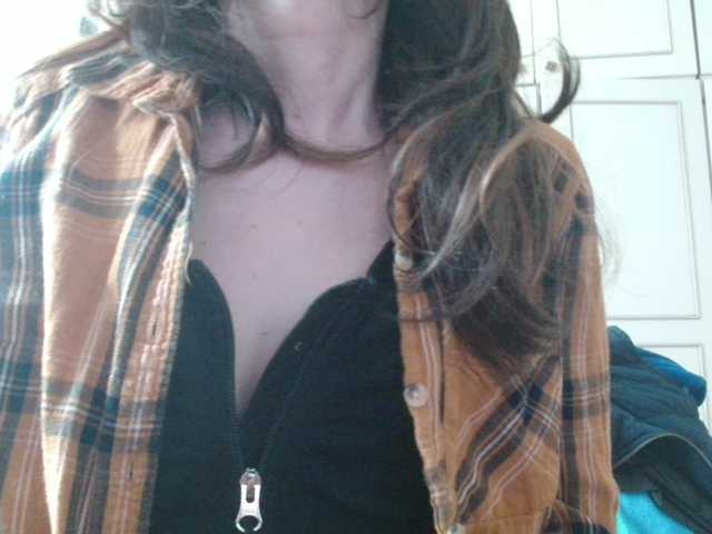 deadivina's BongaCams show and profile