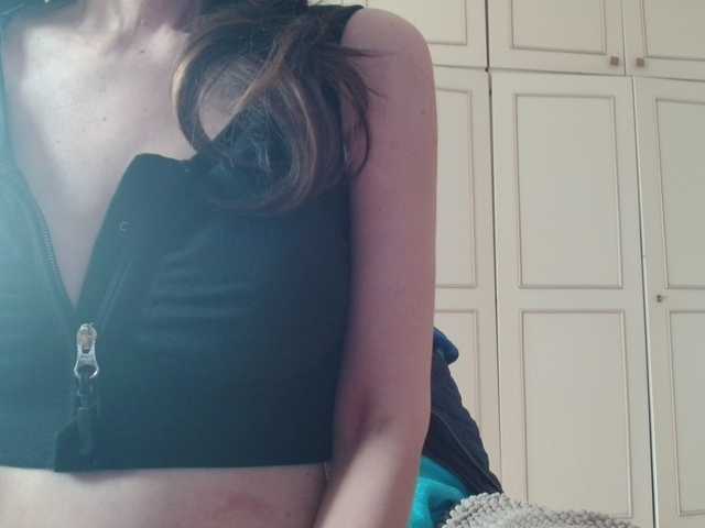 deadivina's BongaCams show and profile