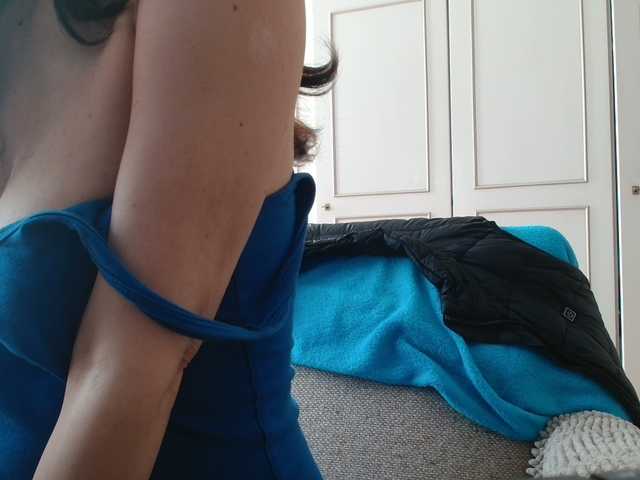 le modèle Magiee est en webcam porno dans un show sur le site bongacams, il possède les tags suivants: White/Caucasian,Brunette,Hairy