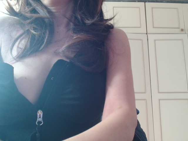 deadivina's BongaCams show and profile