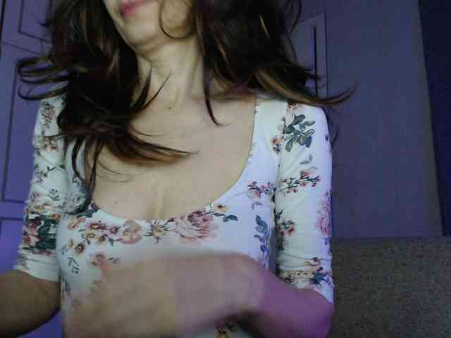 deadivina Live Webcam on BongaCams