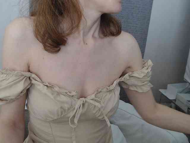 voyeur web cam Deadivina