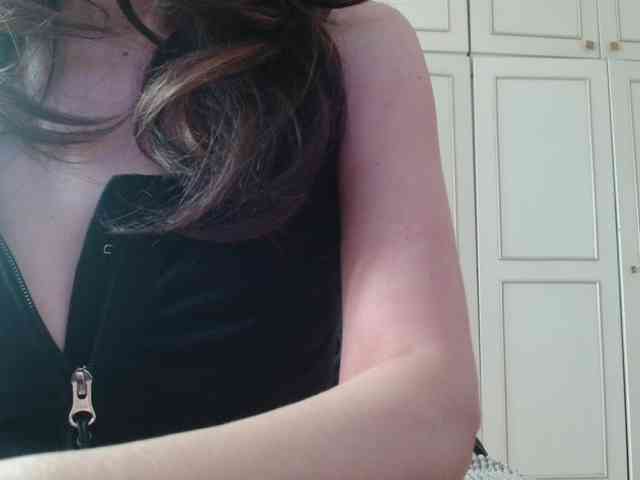 deadivina Live Webcam on BongaCams