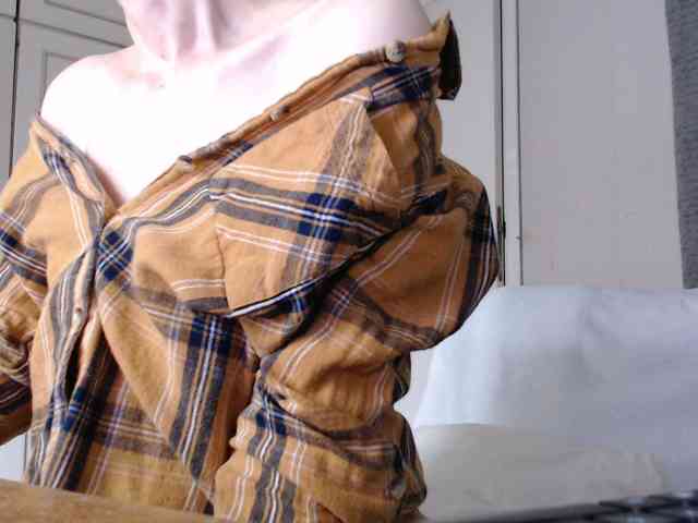 DeesseDivine webcam