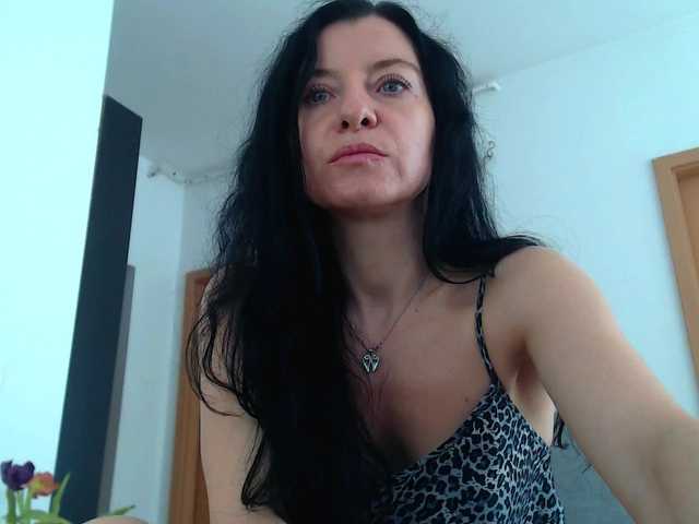 blueyesbaby's BongaCams show and profile