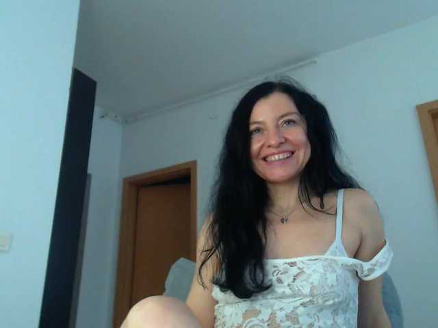 blueyesbaby's BongaCams show and profile