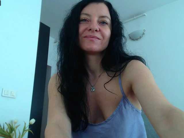 blueyesbaby's BongaCams show and profile