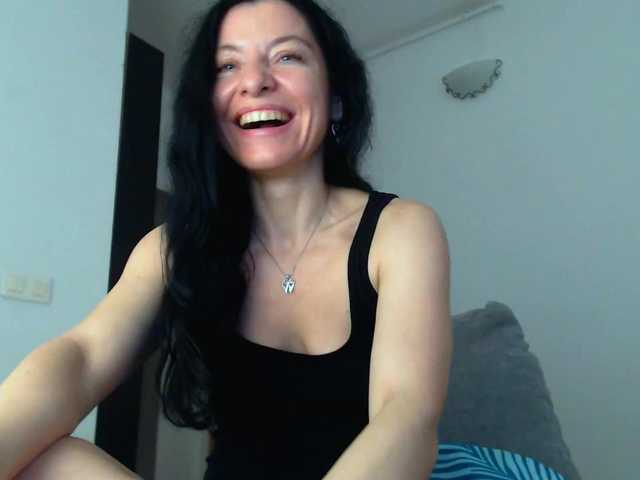 blueyesbaby's BongaCams show and profile