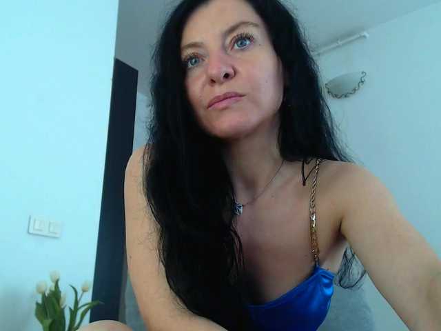 blueyesbaby's BongaCams show and profile