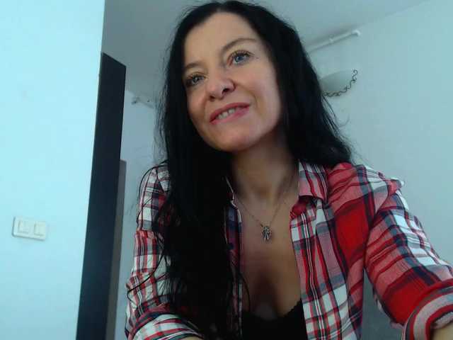 blueyesbaby's BongaCams show and profile