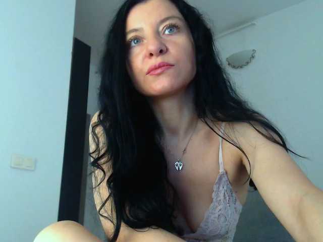 blueyesbaby from BongaCams is Freechat