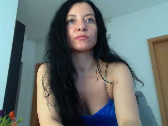 blueyesbaby's BongaCams show and profile
