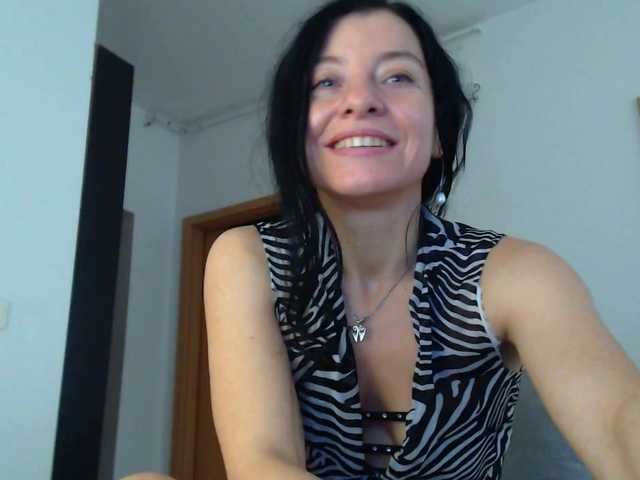 blueyesbaby's BongaCams show and profile