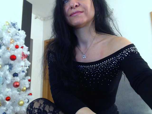 blueyesbaby's BongaCams show and profile