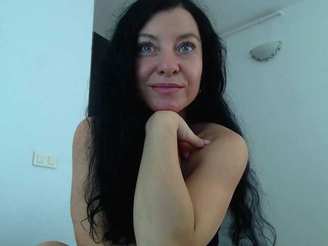 blueyesbaby from BongaCams is Freechat