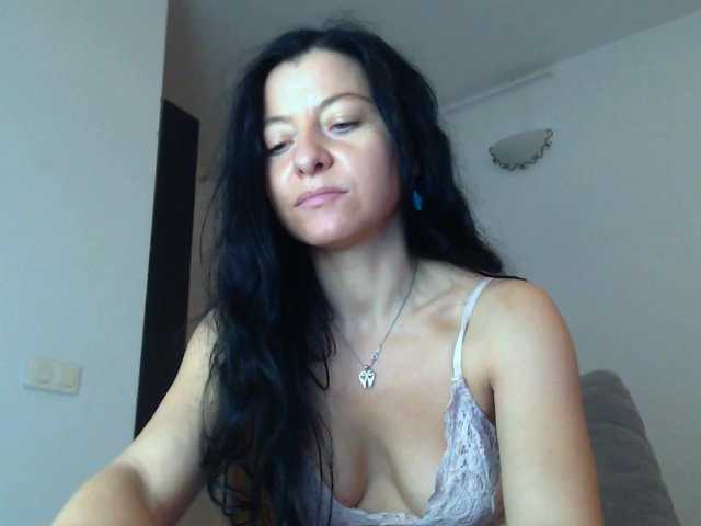 blueyesbaby's BongaCams show and profile