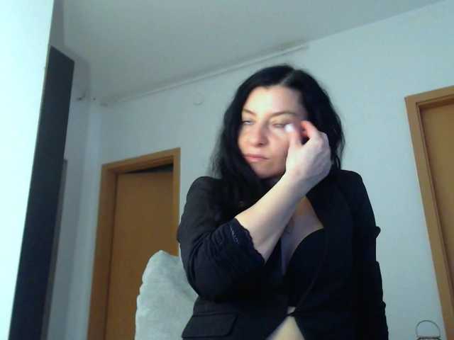 blueyesbaby's BongaCams show and profile