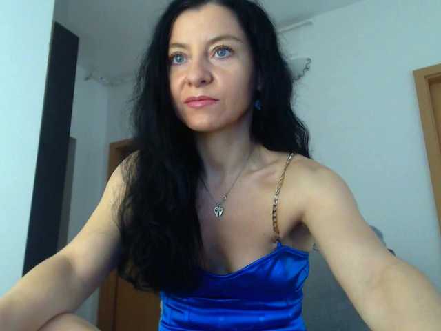 blueyesbaby's BongaCams show and profile