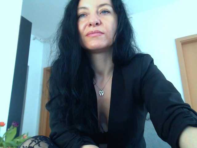 blueyesbaby's BongaCams show and profile