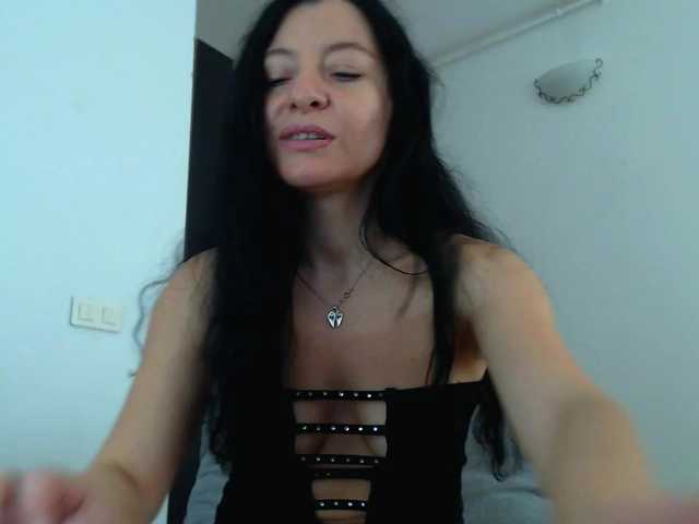 Sex chat gratuit in direct cu blueyesbaby pe BongaCams