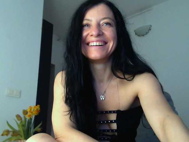 blueyesbaby's BongaCams show and profile