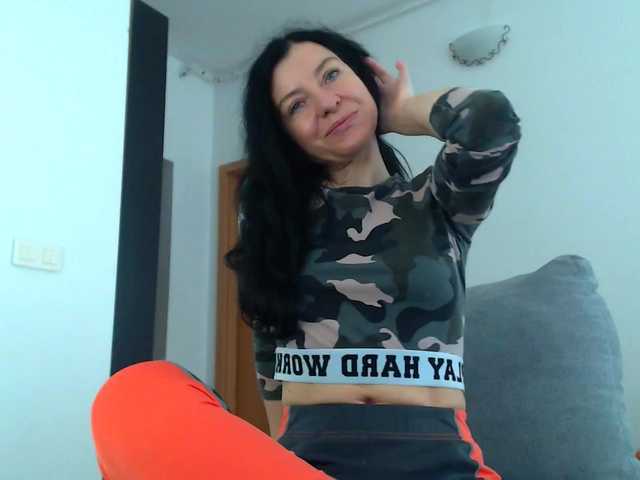 blueyesbaby's BongaCams show and profile