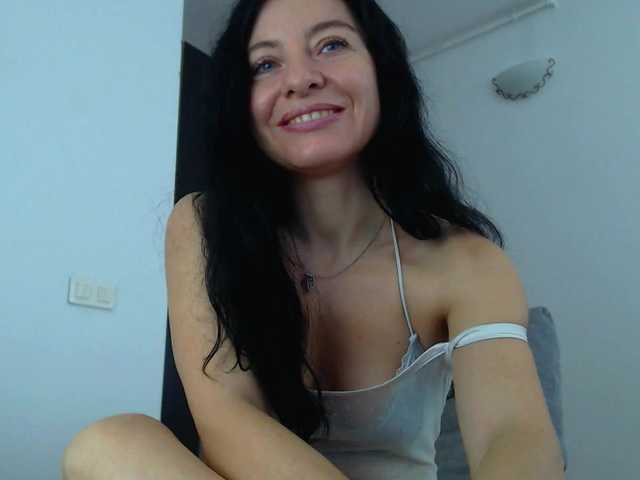 blueyesbaby from BongaCams is Freechat