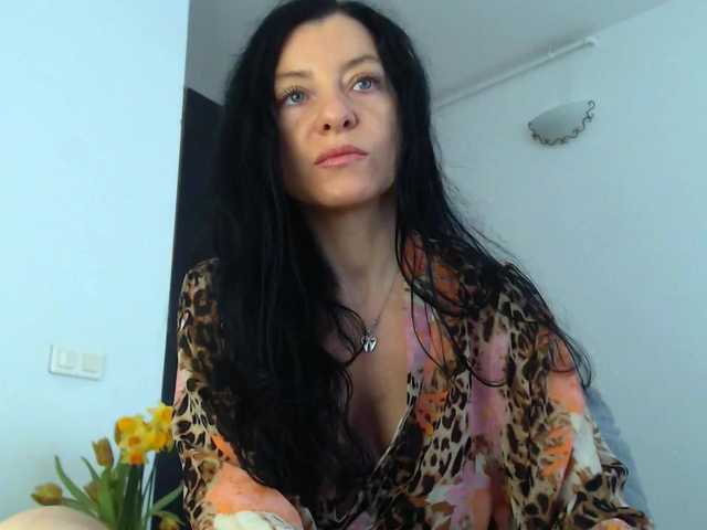 blueyesbaby's BongaCams show and profile