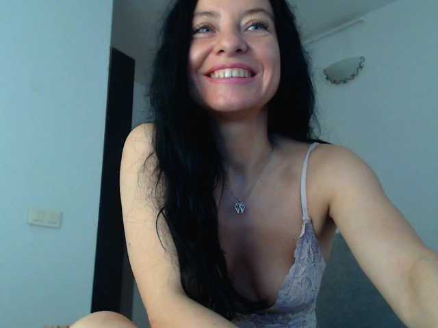 blueyesbaby's BongaCams show and profile