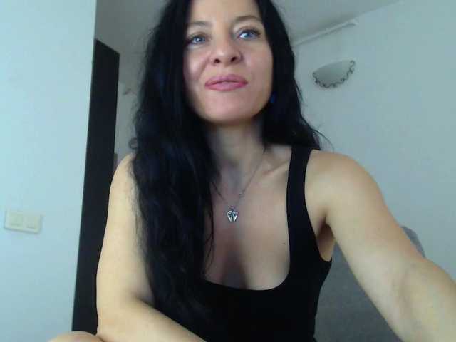 Sex chat gratuit in direct cu blueyesbaby pe BongaCams