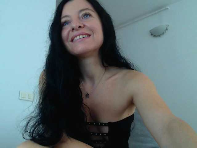 blueyesbaby from BongaCams is Freechat