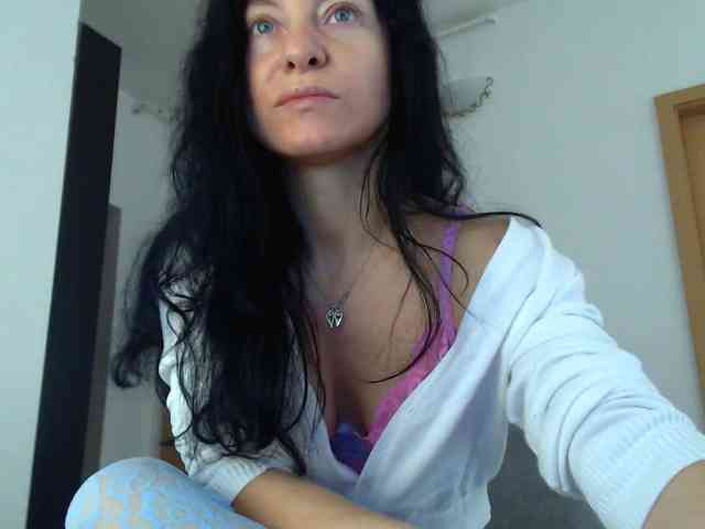 BluEyesBaby webcam