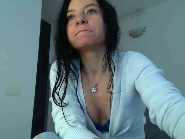 BluEyesBaby webcam