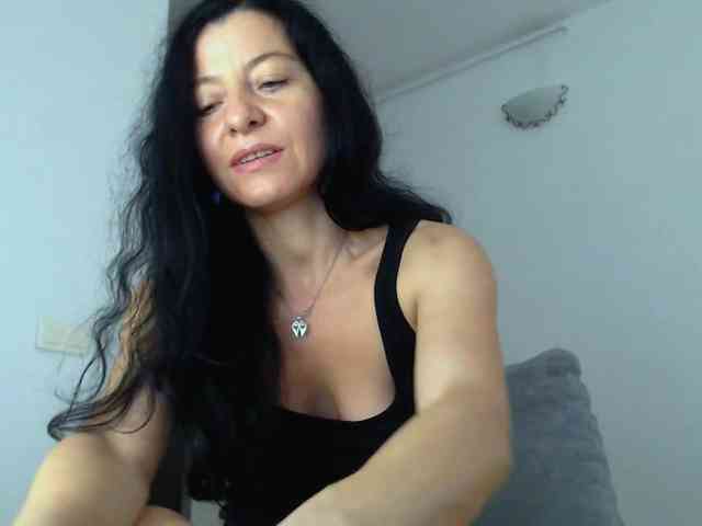 blueyesbaby Live Webcam on BongaCams