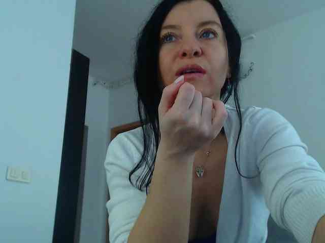 BluEyesBaby webcam