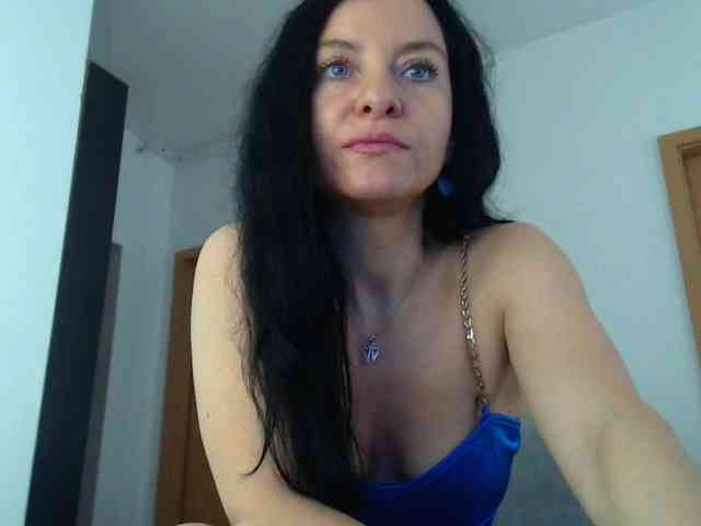BluEyesBaby webcam