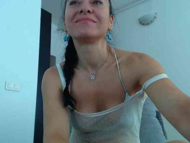 BluEyesBaby webcam