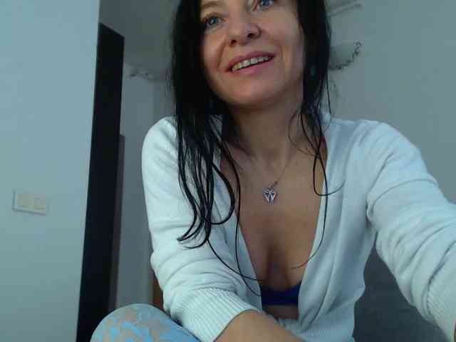 BluEyesBaby webcam