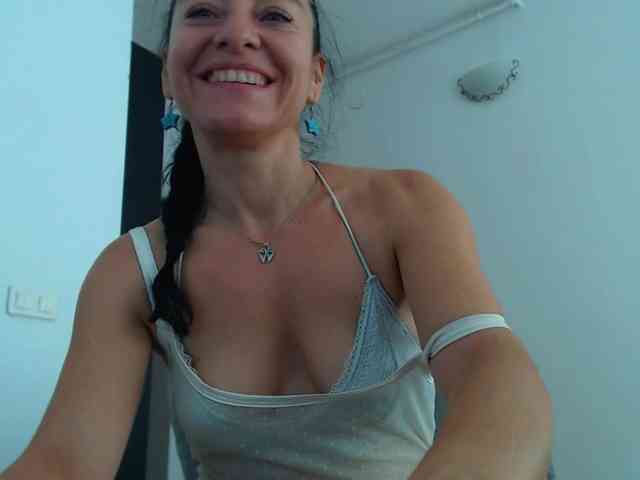 BluEyesBaby webcam