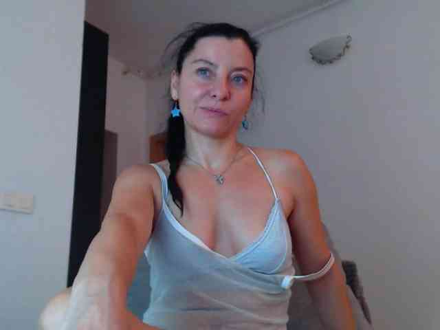 BluEyesBaby webcam