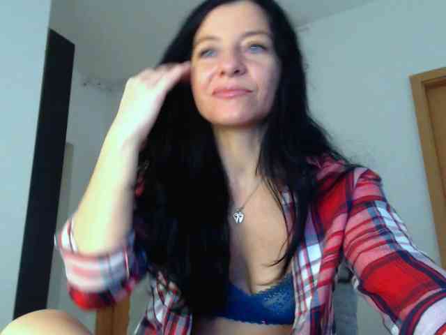 BluEyesBaby webcam