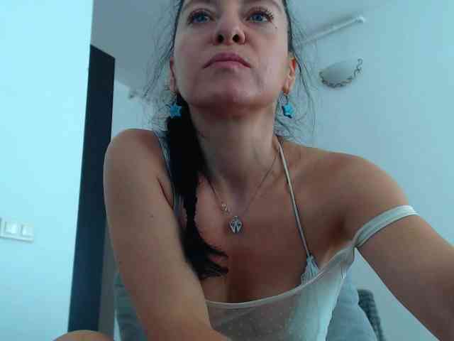 BluEyesBaby webcam