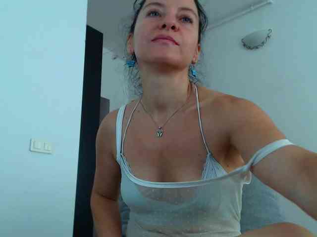 BluEyesBaby webcam
