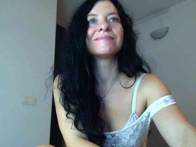 BluEyesBaby webcam