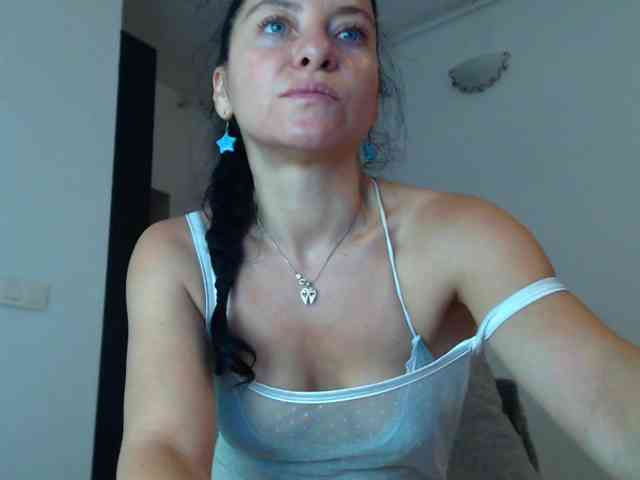 BluEyesBaby webcam