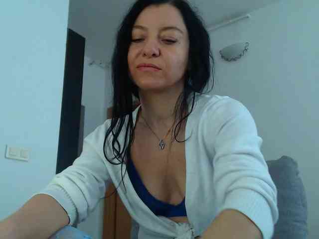 BluEyesBaby webcam