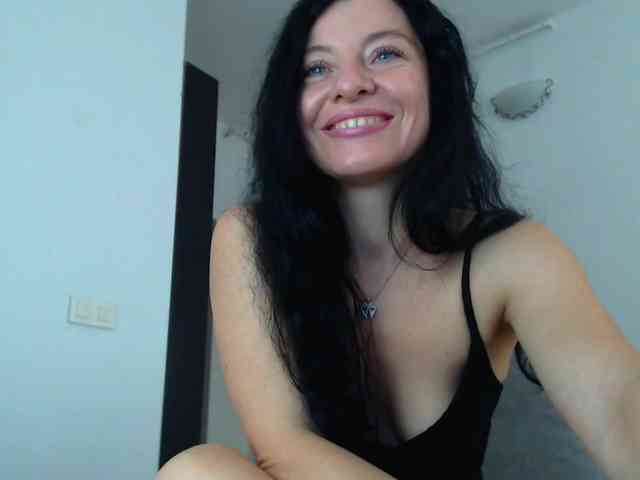 BluEyesBaby webcam