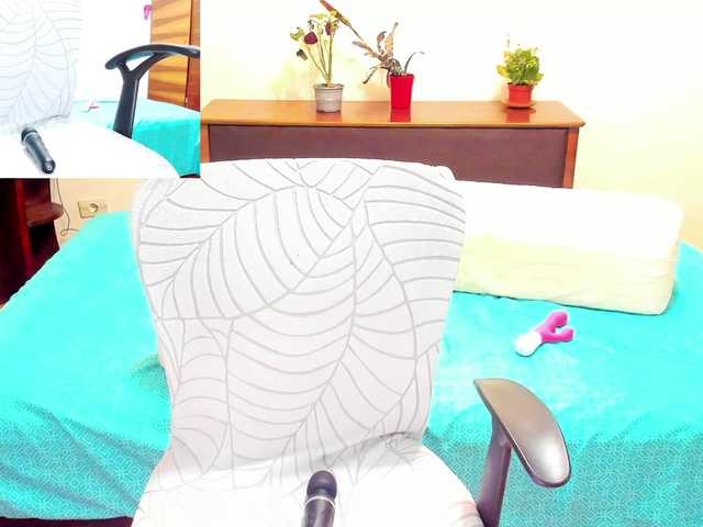 merlen3's BongaCams show and profile